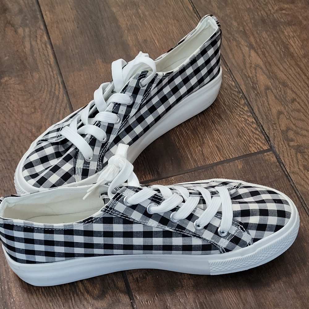 Checkerd Sneekers by New Look